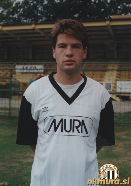 TomažEmeršič_199394_01.jpg Tomaž Emeršič v sezoni 1993/1994.