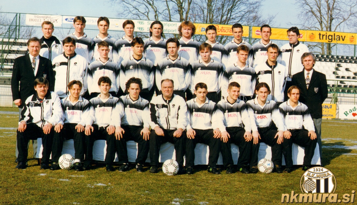 Zgornja vrsta od leve: dr. Mladen Prettner (zdravnik), Štefan Škaper, Damjan Ošlaj, Simon Dvoršak, Nebojša Vučičević, Franc Cifer, Erik Cirkvenčić, Marko Kmetec, Robert Horvath, Franc Jančar (fizioterapevt).
Srednja vrsta: Ervin Kerčmar (direktor), Štefan Černjavič, Aleš Gabor, Robert Berendijaš, Haris Alihodžić, Marjan Dominko, Matej Vidovič, Dino Lalič, Zlatko Tkalčec (tehnični vodja ekipe).
Sedijo: Mirko Škalič (pomočnik trenerja), Adamo Baranja, Matej Fras, Danijel Brezić, Petar Nadoveza (trener), Vladimir Kokol, Sašo Lukič, Miroslav Štampfer, Alan Mesarič. Zgornja vrsta od leve: dr. Mladen Prettner (zdravnik), Štefan Škaper, Damjan Ošlaj, Simon Dvoršak, Nebojša Vučičević, Franc Cifer, Erik Cirkvenčić, Marko Kmetec, Robert Horvath, Franc Jančar (fizioterapevt).
Srednja vrsta: Ervin Kerčmar (direktor), Štefan Černjavič, Aleš Gabor, Robert Berendijaš, Haris Alihodžić, Marjan Dominko, Matej Vidovič, Dino Lalič, Zlatko Tkalčec (tehnični vodja ekipe).
Sedijo: Mirko Škalič (pomočnik trenerja), Adamo Baranja, Matej Fras, Danijel Brezić, Petar Nadoveza (trener), Vladimir Kokol, Sašo Lukič, Miroslav Štampfer, Alan Mesarič.