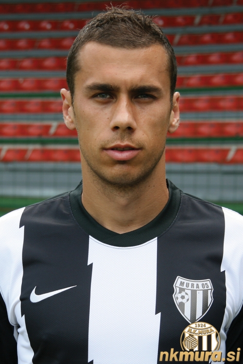 MateEterović.jpg Mate Eterović leta 2012.