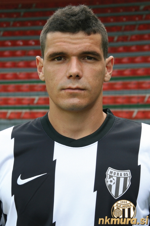 NusmirFajić.jpg Nusmir Fajić leta 2012.