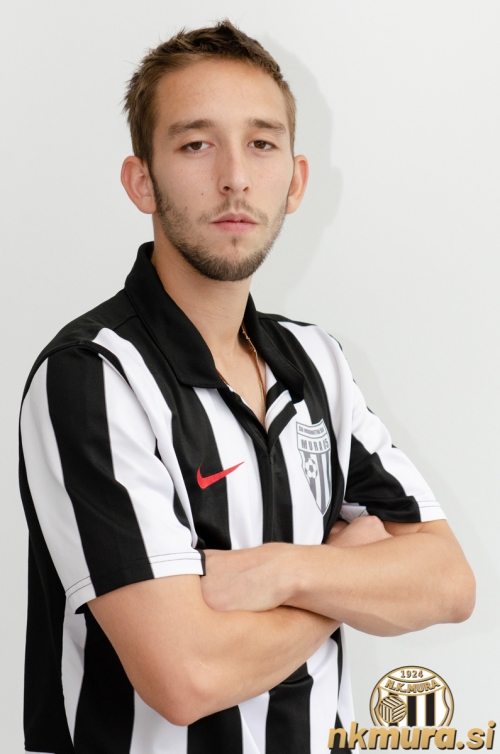 TomiŠipoš_DSC_1953.jpg Tomi Šipoš leta 2013.