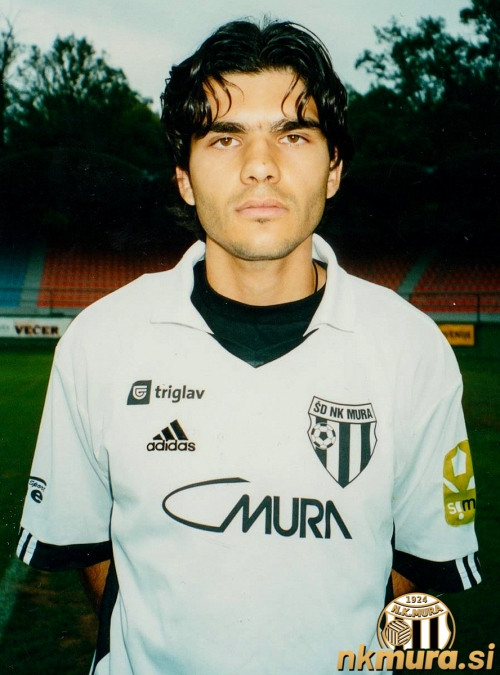 AleksandarRadosavljevič.jpg Aleksadar Radosavljević leta 2003.