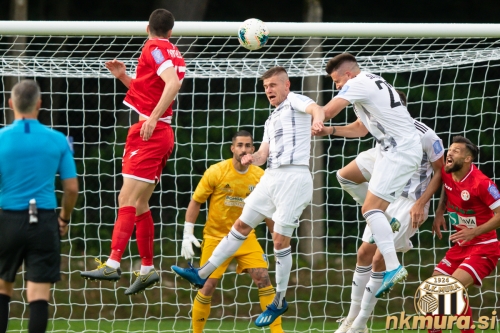 Pred vrati Mure v skoku Luka Bobičanec in Luka Šušnjara. Pred vrati Mure v skoku Luka Bobičanec in Luka Šušnjara.