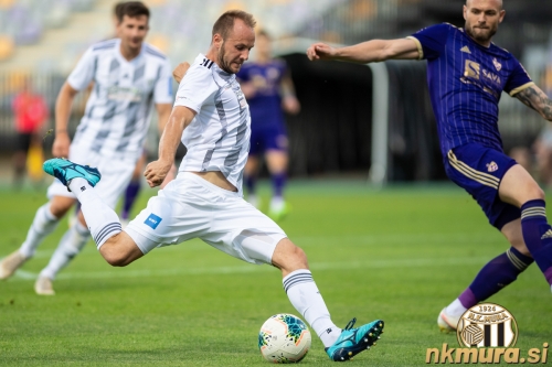 Matic Maruško je dosegel prvi zadetek za Muro. Matic Maruško je dosegel prvi zadetek za Muro.