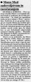 Med zadovoljstvom in razočaranjem.