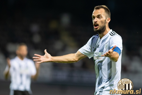 Za časa poškodbe Alena Kozarja kapetanski trak nosi Žiga Kous. Za časa poškodbe Alena Kozarja kapetanski trak nosi Žiga Kous.