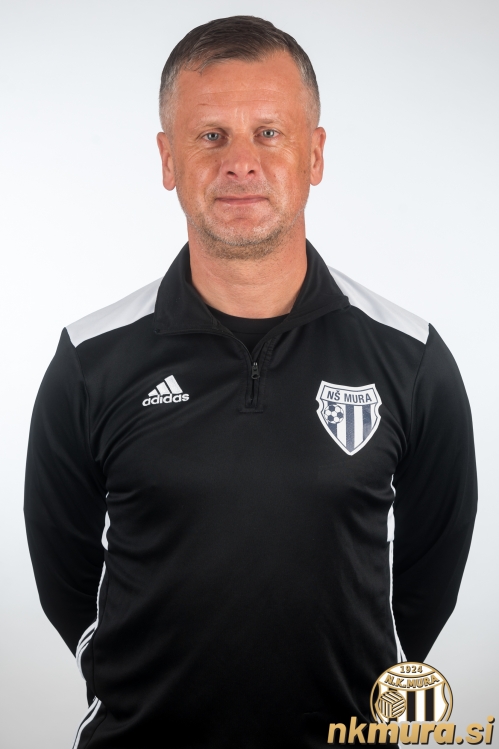 Damjan Gajser (pomočnik trenerja)