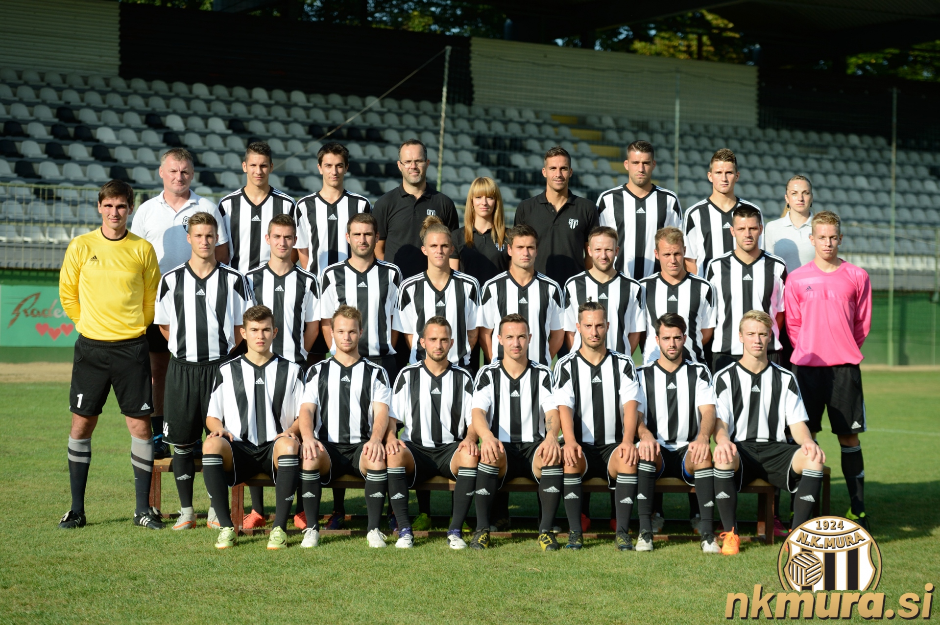 Zgornja vrsta (od leve): Franc Cifer (trener), Kevin Poredoš, Mihael Karas, Leon Sapač (fizioterapevt), Romina Mecilošek (maserka), Mitja Mörec (športni direktor), Saša Celec, Leon Šeruga, Nataša Casar (tehnični vodja).
Srednja vrsta: Aleš Luk, Kevin Toth, Tilen Nemec, Goran Šnepf, Uroš Kos, Niko Kisilak, Jure Bračko, Denis Potrč, Saša Lalović, Tadej Cipot.
Spodnja vrsta: Marko Ilić, Niki Slana, Danilo Šiško, Darko Atanasov, Luka Ivanič, Marko Zidar, Rok Kotnik. Foto: Aleš Cipot/fotolens.si. Zgornja vrsta (od leve): Franc Cifer (trener), Kevin Poredoš, Mihael Karas, Leon Sapač (fizioterapevt), Romina Mecilošek (maserka), Mitja Mörec (športni direktor), Saša Celec, Leon Šeruga, Nataša Casar (tehnični vodja).
Srednja vrsta: Aleš Luk, Kevin Toth, Tilen Nemec, Goran Šnepf, Uroš Kos, Niko Kisilak, Jure Bračko, Denis Potrč, Saša Lalović, Tadej Cipot.
Spodnja vrsta: Marko Ilić, Niki Slana, Danilo Šiško, Darko Atanasov, Luka Ivanič, Marko Zidar, Rok Kotnik. Foto: Aleš Cipot/fotolens.si.