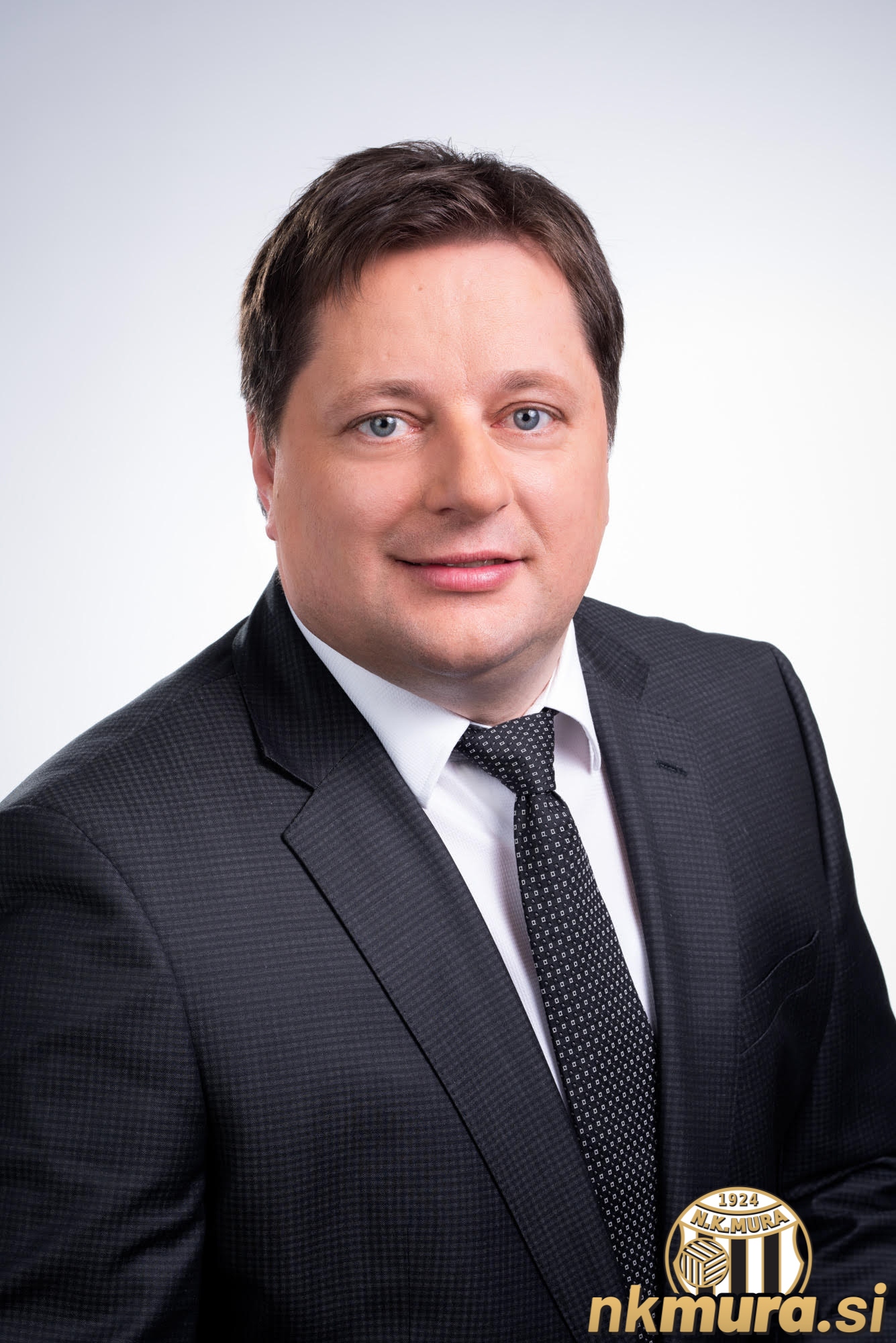 Robert Kuzmič (predsednik kluba) Robert Kuzmič (predsednik kluba)