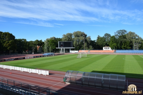 Pogled na zelenico stadiona Kadrioru. Pogled na zelenico stadiona Kadrioru.