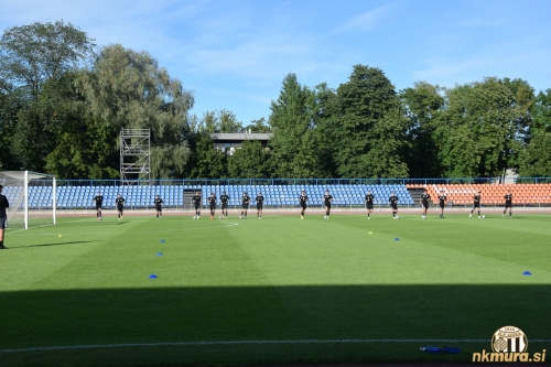 Uradni trening. Uradni trening.