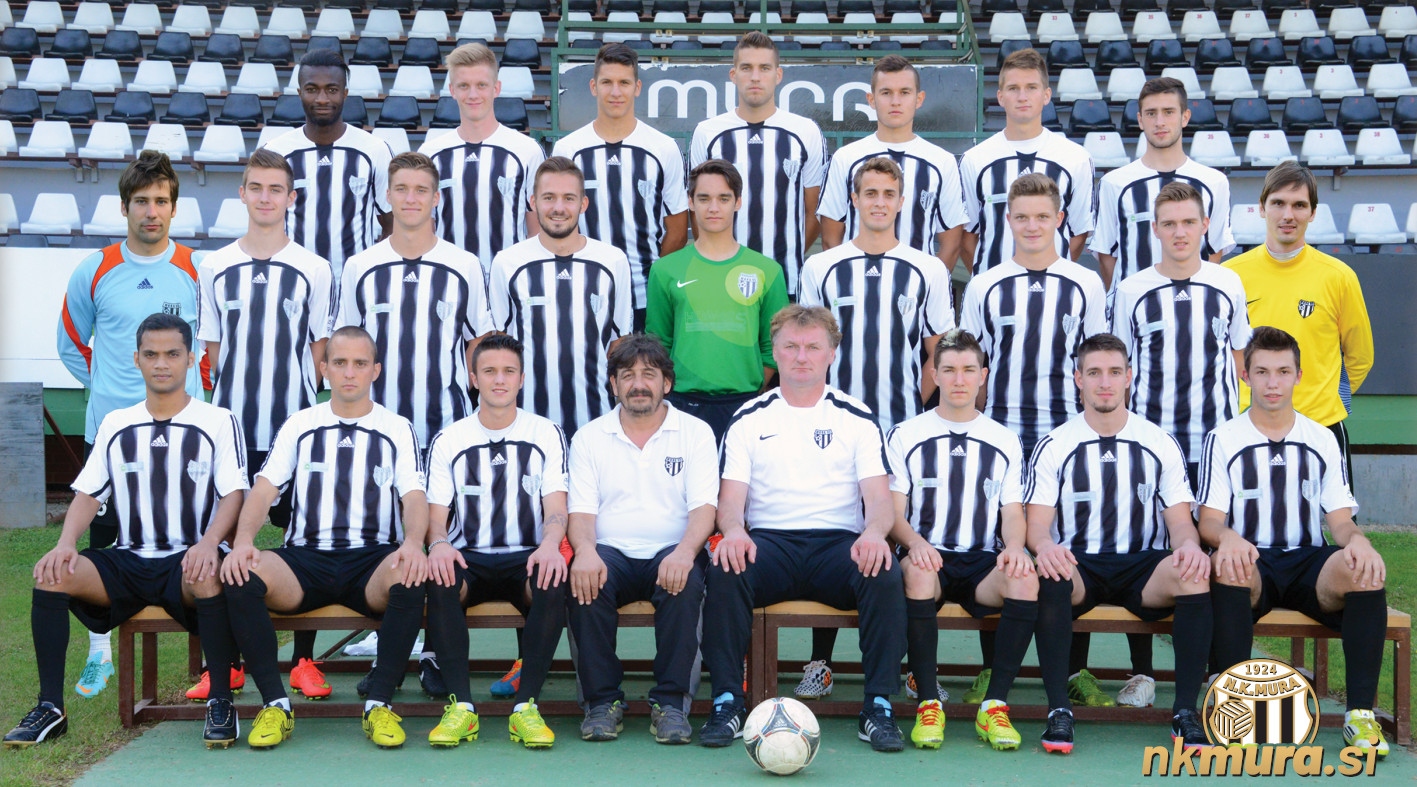 Članska ekipe Mure v sezoni 2014/2015. Zgornja vrsta od leve: Eduam Ebo Tawiah, Tilen Kocbek, Kevin Poredoš, Saša Celec, Marko Ilić, Leon Šeruga in Alen Kozar. Srednja vrsta: Erik Vičič, Tilen Nemec, Kevin Toth, Mišel Korpič, David Tot, Tilen Barbarič, Ivo Balažic, Erik Hozjan in Aleš Luk. Sedijo: Patil Mithilesh, Danilo Šiško, Luka Ciglarič, Helmut Vratarič (predstavnik kluba), Franc Cifer (trener), Domenic Lacroce, Uroš Krajnc in Rok Malačič. Foto: Tomaž Berke. Članska ekipe Mure v sezoni 2014/2015. Zgornja vrsta od leve: Eduam Ebo Tawiah, Tilen Kocbek, Kevin Poredoš, Saša Celec, Marko Ilić, Leon Šeruga in Alen Kozar. Srednja vrsta: Erik Vičič, Tilen Nemec, Kevin Toth, Mišel Korpič, David Tot, Tilen Barbarič, Ivo Balažic, Erik Hozjan in Aleš Luk. Sedijo: Patil Mithilesh, Danilo Šiško, Luka Ciglarič, Helmut Vratarič (predstavnik kluba), Franc Cifer (trener), Domenic Lacroce, Uroš Krajnc in Rok Malačič. Foto: Tomaž Berke.