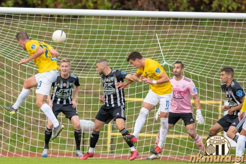 Gneča pred vrati Mure. Gneča pred vrati Mure.