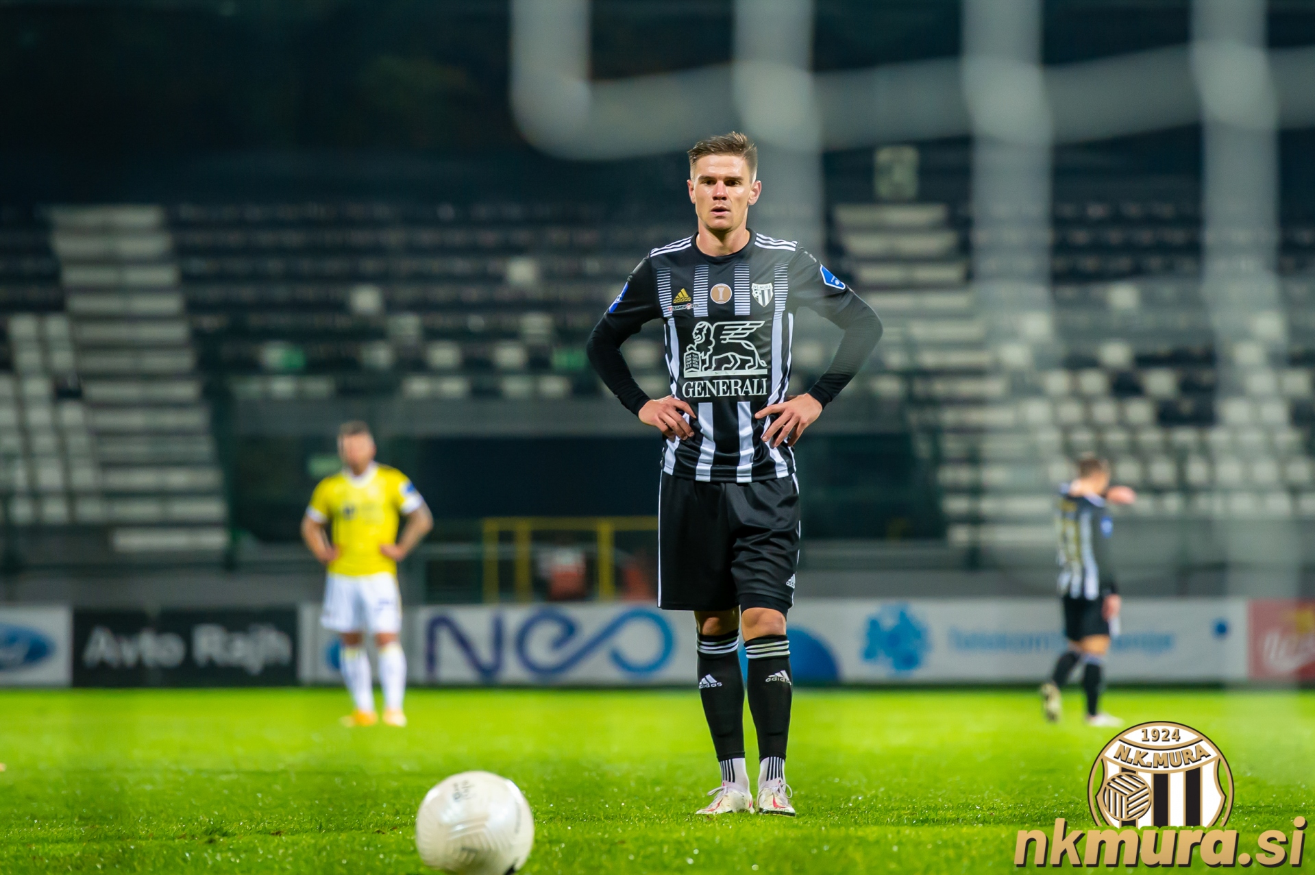 Luka Bobičanec se pripravlja na izvajanje najstrožje kazni. Luka Bobičanec se pripravlja na izvajanje najstrožje kazni.