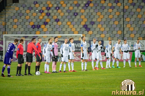 Enajsterica Mure, ki je 17. decembra 2020 pričela tekmo v  Mariboru. Stojijo od leve: Žiga Kous, Marko Zalokar, Matic Maruško, Kai Cipot, Dragan Lovrić, Žan Karničnik, Nino Kouter, Tomi Horvat, Jure Travner, Luka Bobičanec in Andrija Filipović. Enajsterica Mure, ki je 17. decembra 2020 pričela tekmo v  Mariboru. Stojijo od leve: Žiga Kous, Marko Zalokar, Matic Maruško, Kai Cipot, Dragan Lovrić, Žan Karničnik, Nino Kouter, Tomi Horvat, Jure Travner, Luka Bobičanec in Andrija Filipović.