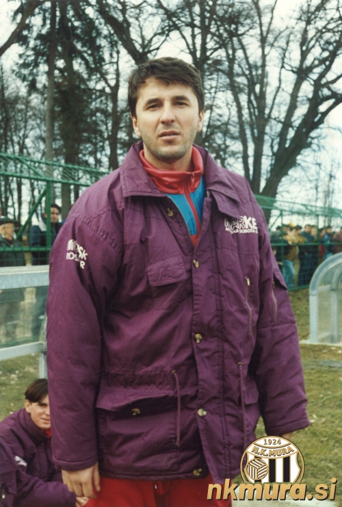 OmerovićEkrem_sezona1992_1993.jpg Ekrem Omerović v sezoni 1992/1993.