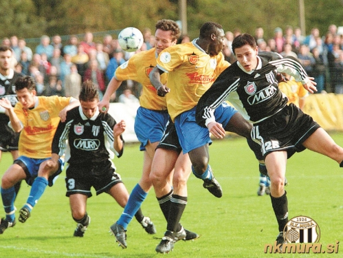 Prizor s prekmurskega derbija v Beltincih. Od leve: _______, Damjan Ošlaj, Simon Ülen, David Adjei in Jože Benko.