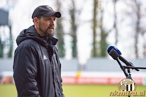 Ante Šimundža na medijskem terminu pred tekmo Mura : Maribor (14. 3. 2021). Ante Šimundža na medijskem terminu pred tekmo Mura : Maribor (14. 3. 2021).
