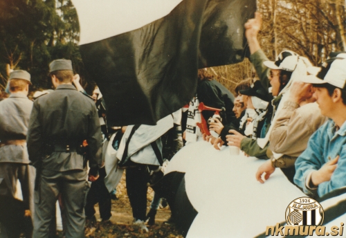 Black Gringos na tekmi Potrošnik Beltinci : Mura.