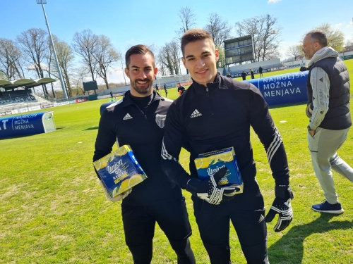 Vratarja Mure Marko Obradović in Dušan Gyergyek.