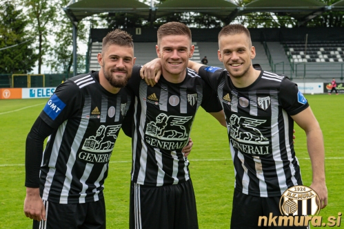 Murini trije kralji za 3:0. Amadej Maroša Bobičanec in Tomi Horvat.