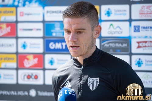 Luka Bobičanec pred tekmo, ki odloča o državnem prvaku v sezoni 2020/21. Luka Bobičanec pred tekmo, ki odloča o državnem prvaku v sezoni 2020/21.