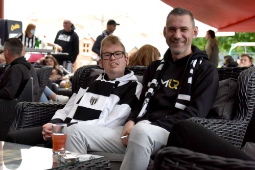 Ogled tekme v soboških lokalih.