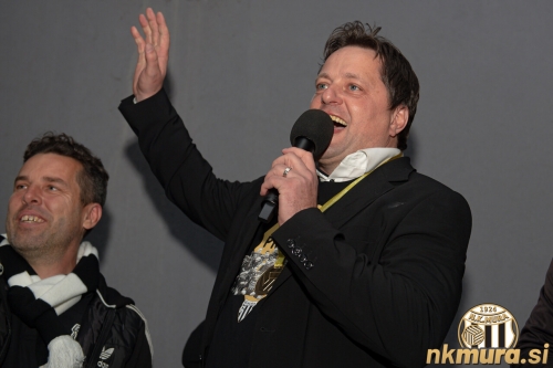 Ideolog Mure, predsednik Robert Kuzmič.