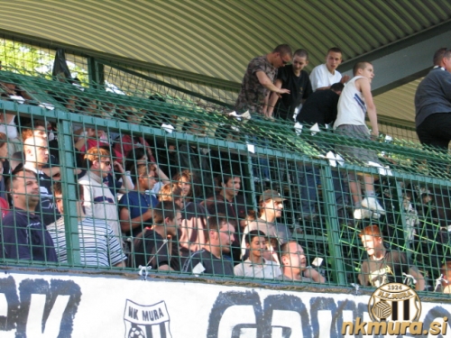 Navijaška skupina Black Gringos. Navijaška skupina Black Gringos.