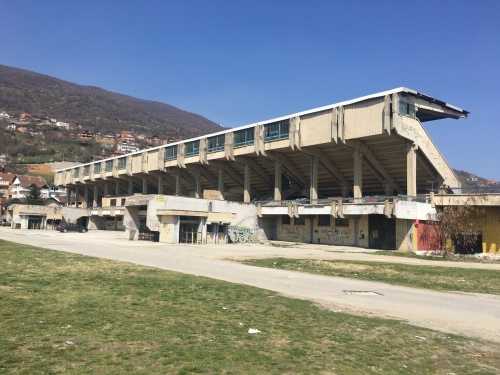 Zunanjost stadiona Shkëndije.