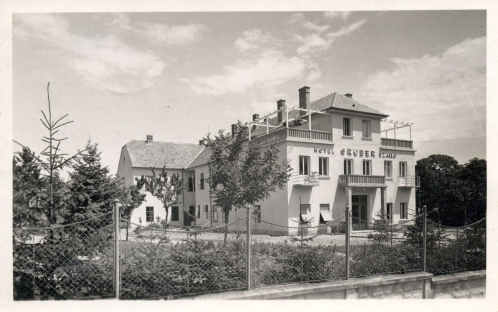 Nogometaši Mure so v hotelu Gruber v Sopronu doživeli nočno budnico. Nogometaši Mure so v hotelu Gruber v Sopronu doživeli nočno budnico.