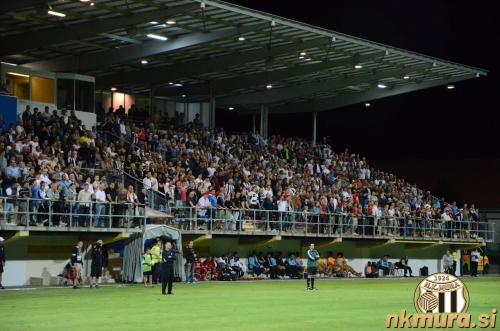 Polne tribune Polne tribune