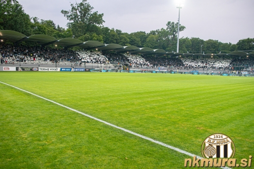 Koreografija pred pričetkom tekme. Koreografija pred pričetkom tekme.