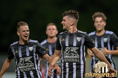 Veselje Mihaela Klepača na tekmi proti Shkendiji. Veselje Mihaela Klepača na tekmi proti Shkendiji.