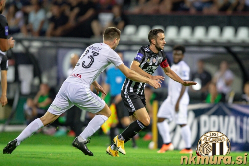 Kapetanski trak je nosil Alen Kozar.