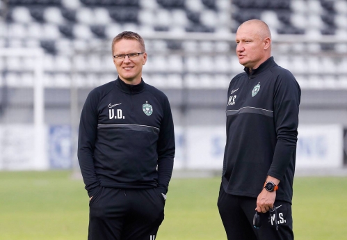 Trener Valdas Dambrauskas in njegov pomočnik Marius Skinderis na Fazaneriji. Trener Valdas Dambrauskas in njegov pomočnik Marius Skinderis na Fazaneriji.