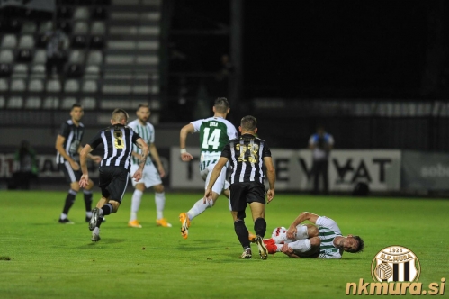 Prekršek Klemna Šturma za rumeni karton. Prekršek Klemna Šturma za rumeni karton.
