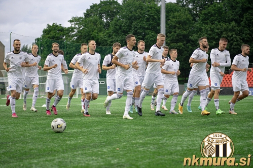 Uradni trening Mure. Uradni trening Mure.