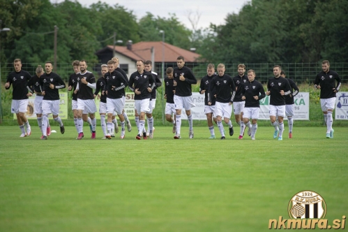 Trening Mure pred tekmo s Sturmom je potekal v Renkovcih.