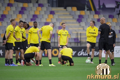 Trening Vitesseja v Ljudskem vrtu. Trening Vitesseja v Ljudskem vrtu.