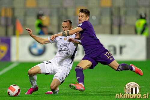 Žiga Kous in Gregor Sikošek. Žiga Kous in Gregor Sikošek.