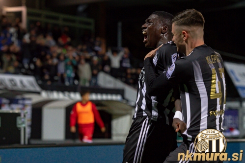 Samsindin Ouro je dosegel svoj prvi zadetek v dresu Mure. Samsindin Ouro je dosegel svoj prvi zadetek v dresu Mure.