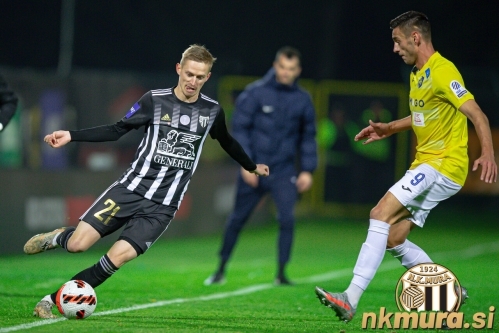Žan Karničnik in Gregor Bajde.