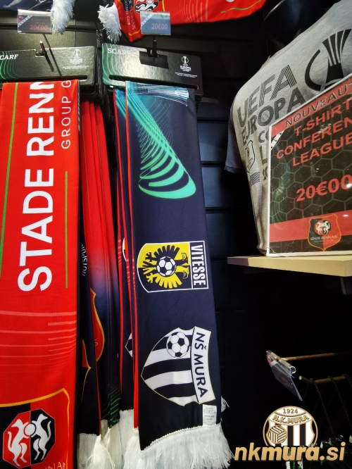 V uradni trgovini kluba Stade Rennais tudi Murina obeležja.