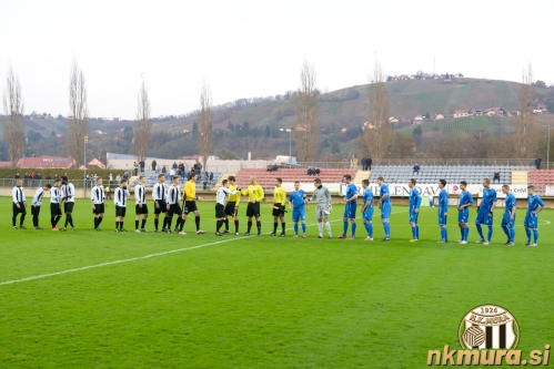 Pozdrav pred tekmo. Pozdrav pred tekmo.