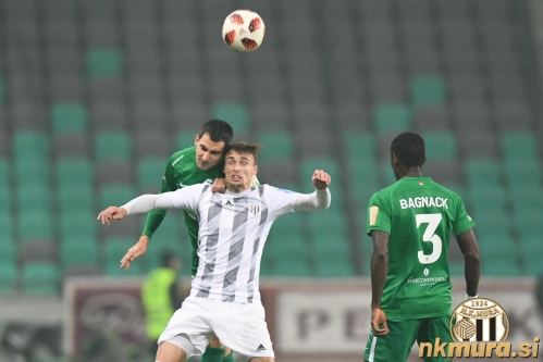 Rok Sirk v dvoboju z Brankom Ilićem. Rok Sirk v dvoboju z Brankom Ilićem.