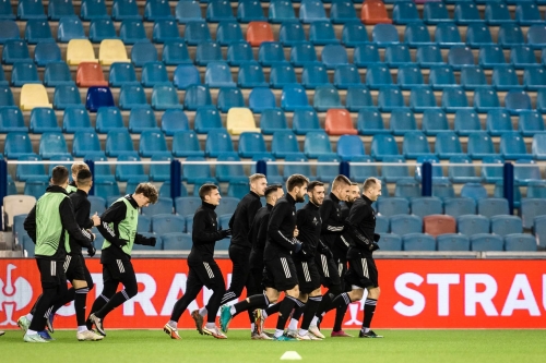 Ogrevanje pred treningom. Ogrevanje pred treningom.