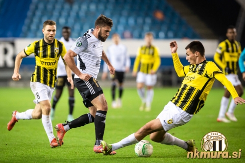 "Šörc" Amadeja Maroše, Ob njem je Alois Dominik Oroz. "Šörc" Amadeja Maroše, Ob njem je Alois Dominik Oroz.