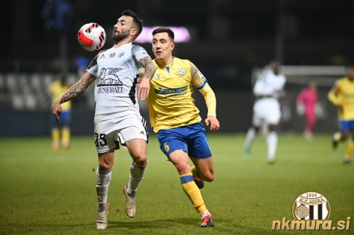 Mitja Lotrič in Luka Vešner Tičić. Mitja Lotrič in Luka Vešner Tičić.