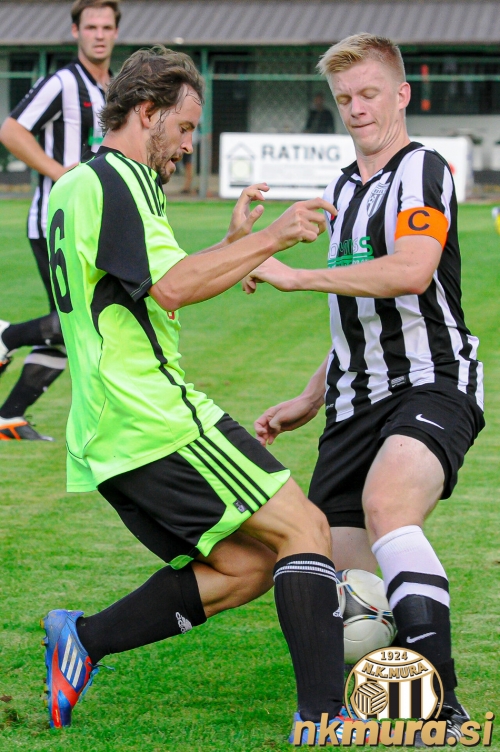 Damir Čontala in Tilen Kocbek. Damir Čontala in Tilen Kocbek.